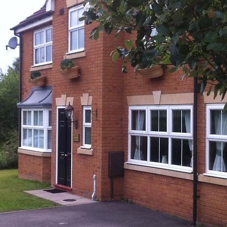 Arden Guest House B&B - Nec Birmingham - Birmingham Airport Bickenhill Exterior photo